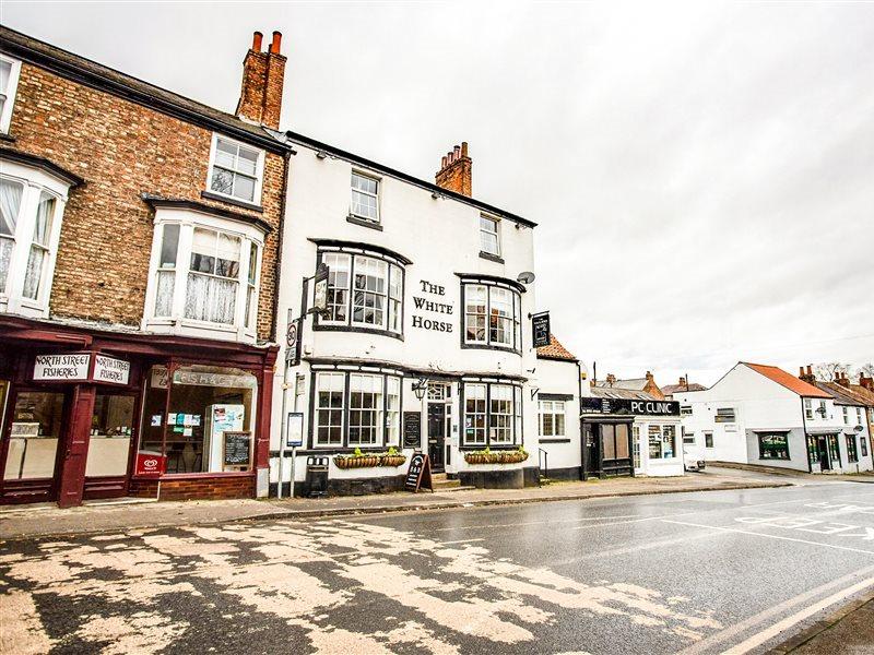 מלון Oyo The White Horse, Ripon North Yorkshire מראה חיצוני תמונה